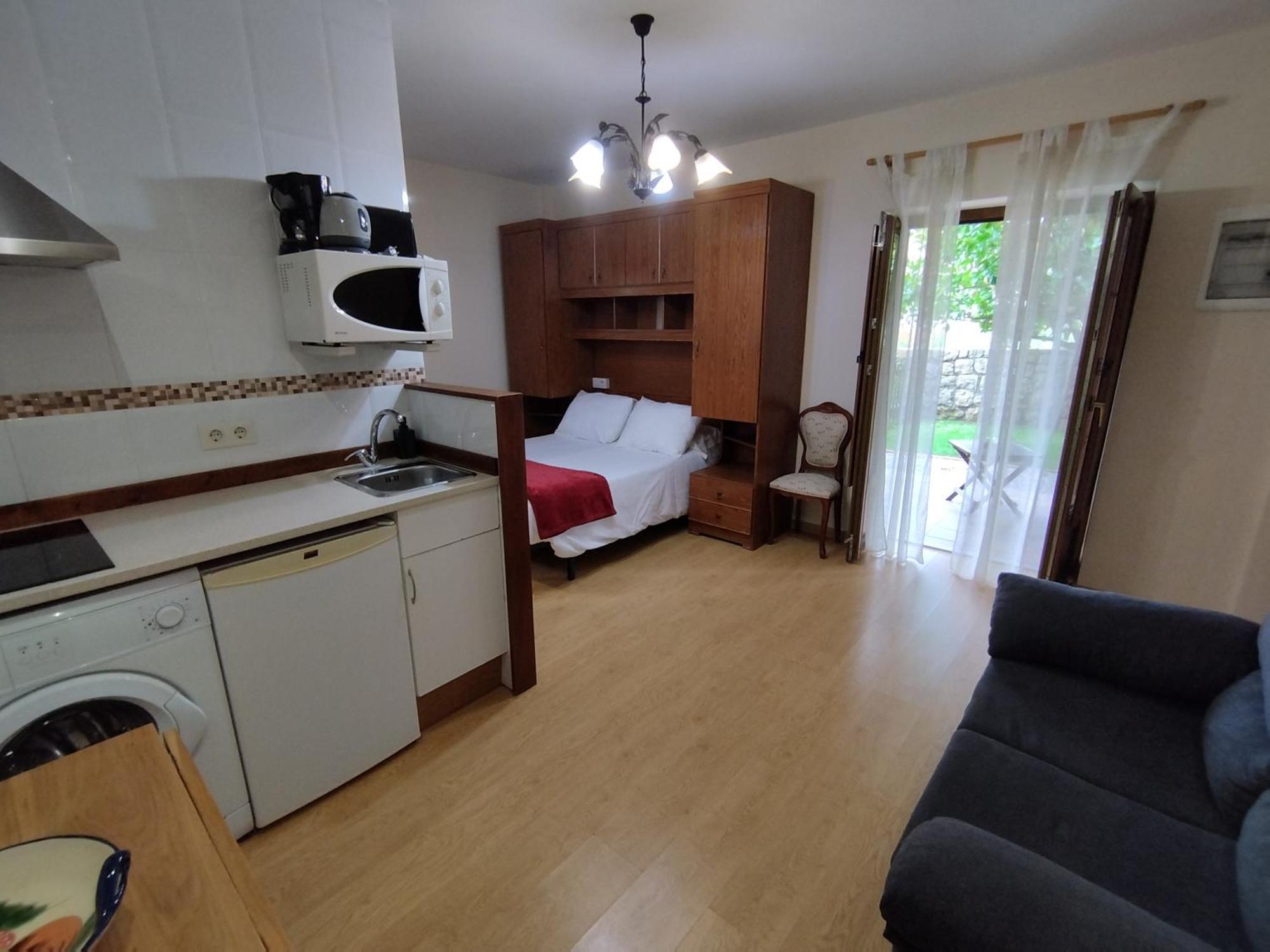Apartamentos Altamira Santillana del Mar Bagian luar foto