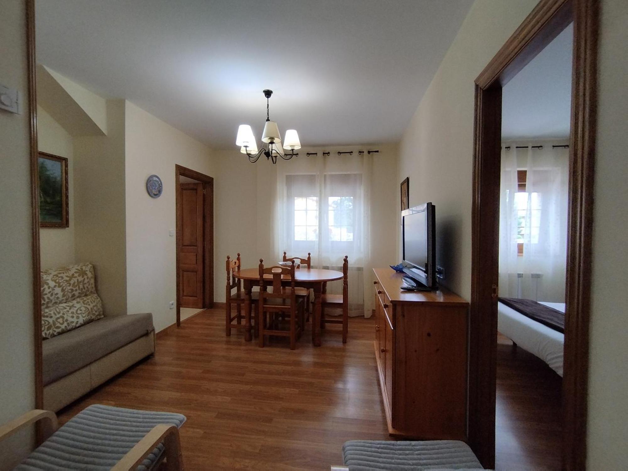 Apartamentos Altamira Santillana del Mar Bagian luar foto