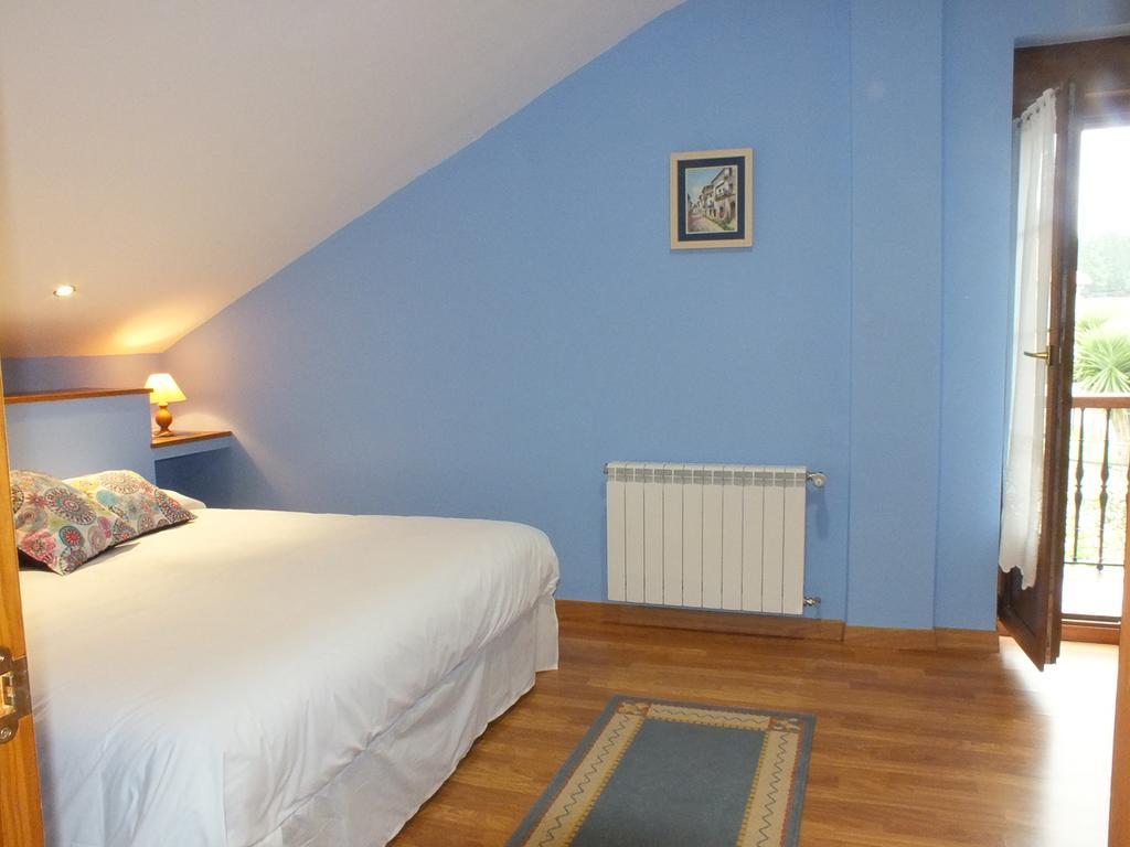 Apartamentos Altamira Santillana del Mar Bagian luar foto