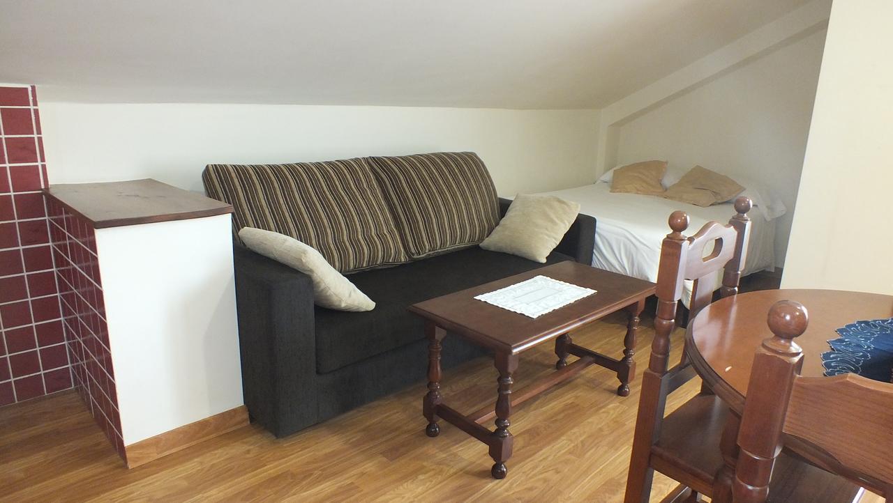 Apartamentos Altamira Santillana del Mar Bagian luar foto
