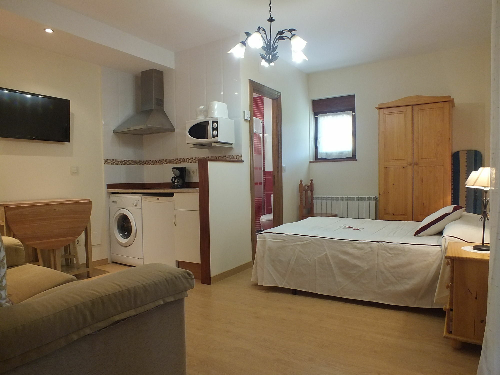 Apartamentos Altamira Santillana del Mar Bagian luar foto